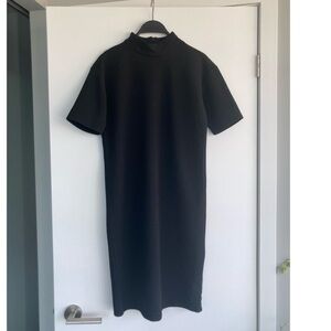 Classic little black dress from Joe Fresh - Size XS